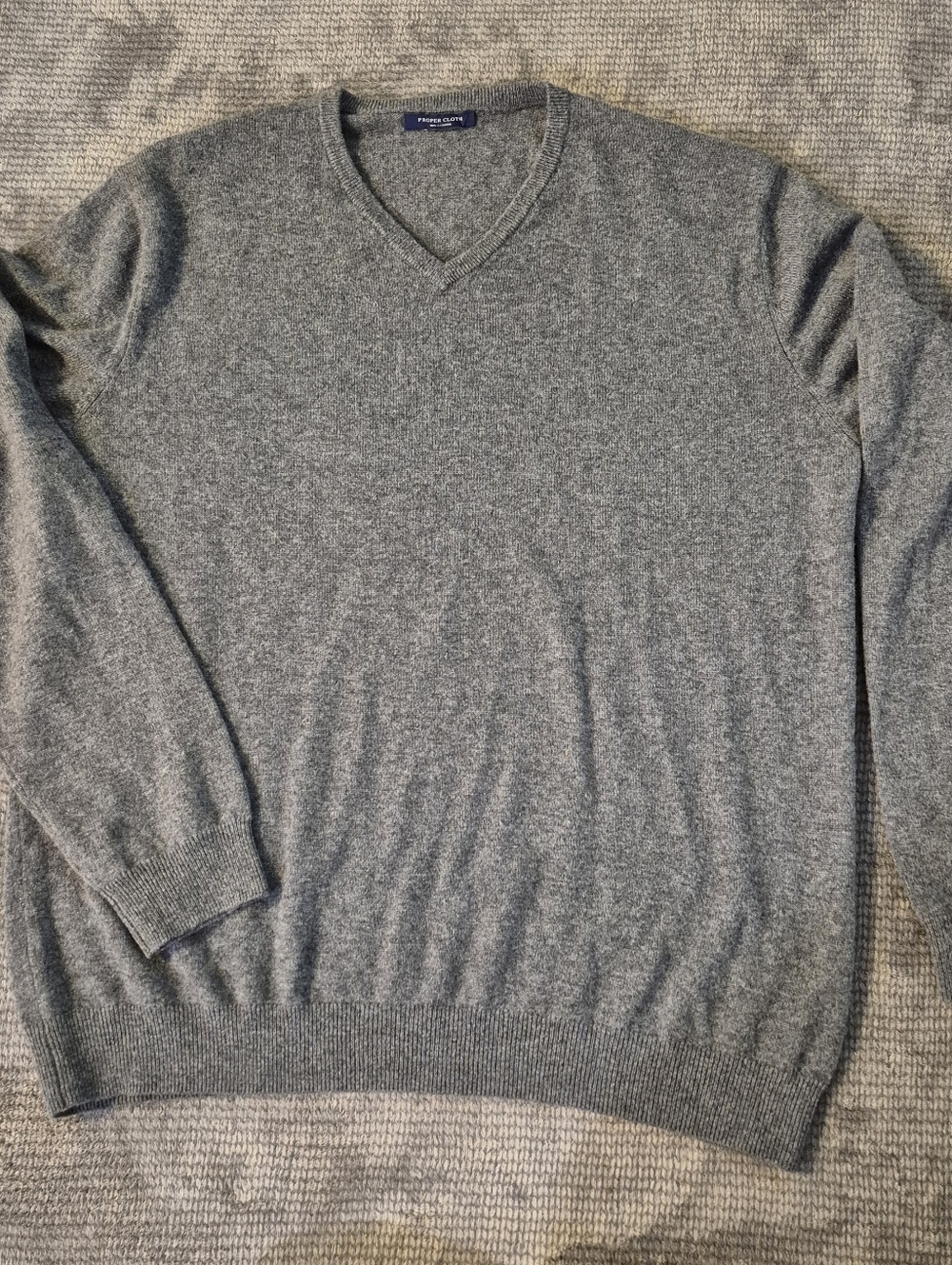 Proper Cloth Scottish Cashmere V-Neck Sweater Heather Gray XL Classic Quiet Lxry